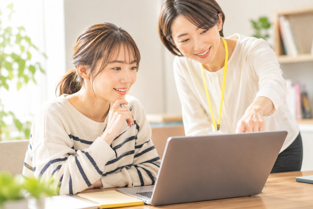 スクールで学ぶWEBデザイナー